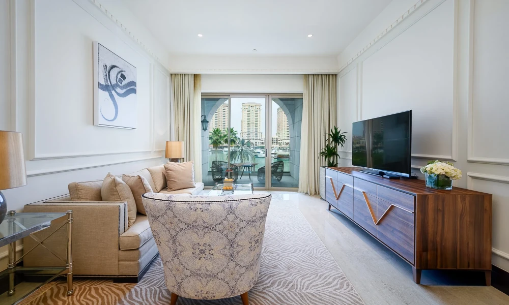 Luxury 1Bhk Apartment in St. Regis Marsa Arabia  - Image 8