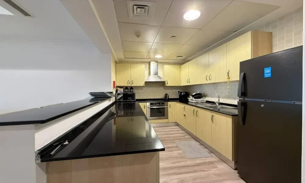 BILLS INCL. FF STUDIO W/ FULL AMENITIES + BALCONY - Image 7