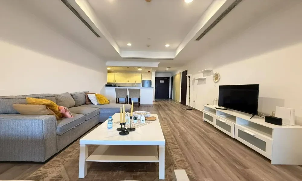 BILLS INCL. FF STUDIO W/ FULL AMENITIES + BALCONY small 2
