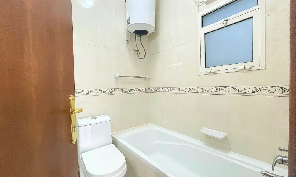 SPACIOUS 3 BR | UNFURNISHED | GYM & PARKING - Image 7