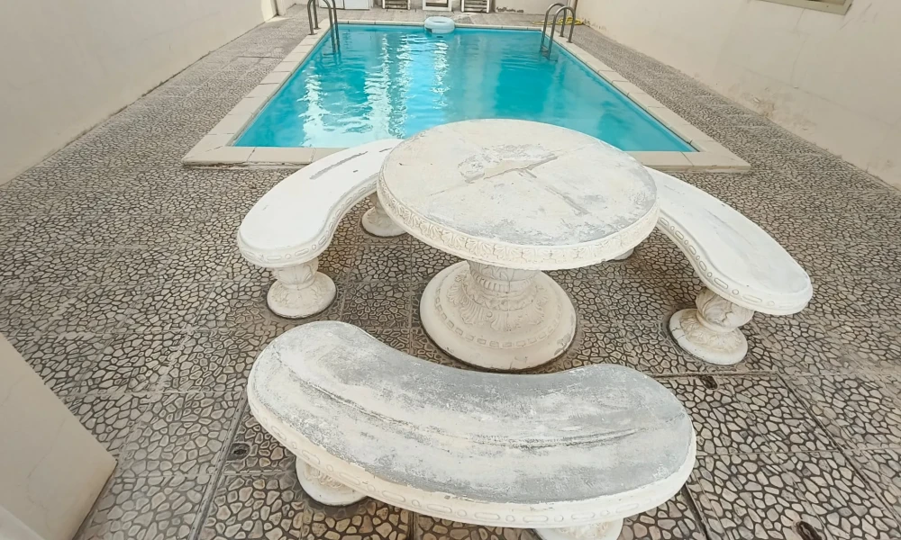 2 BR FULLY FURNISHED W/POOL & GYM | AIN KHALID - Image 8