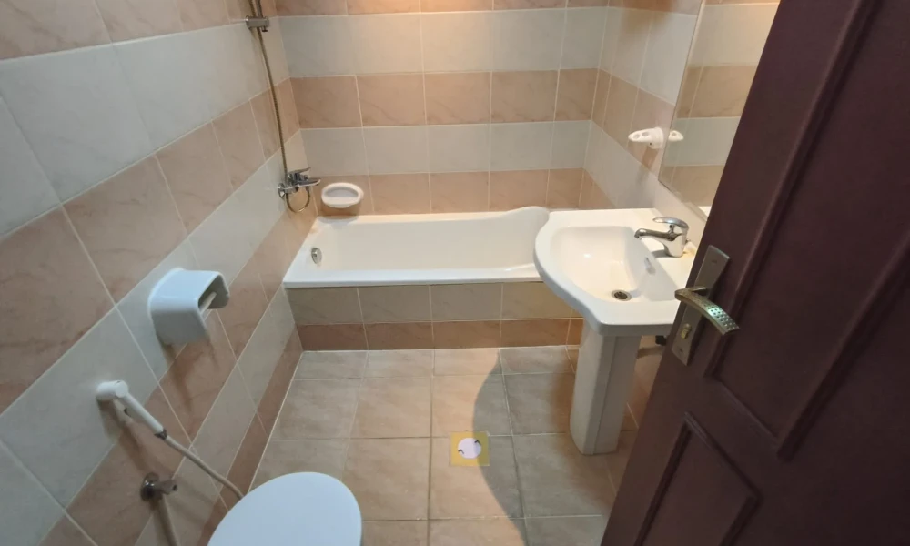 2 BR FULLY FURNISHED W/POOL & GYM | AIN KHALID - Image 7