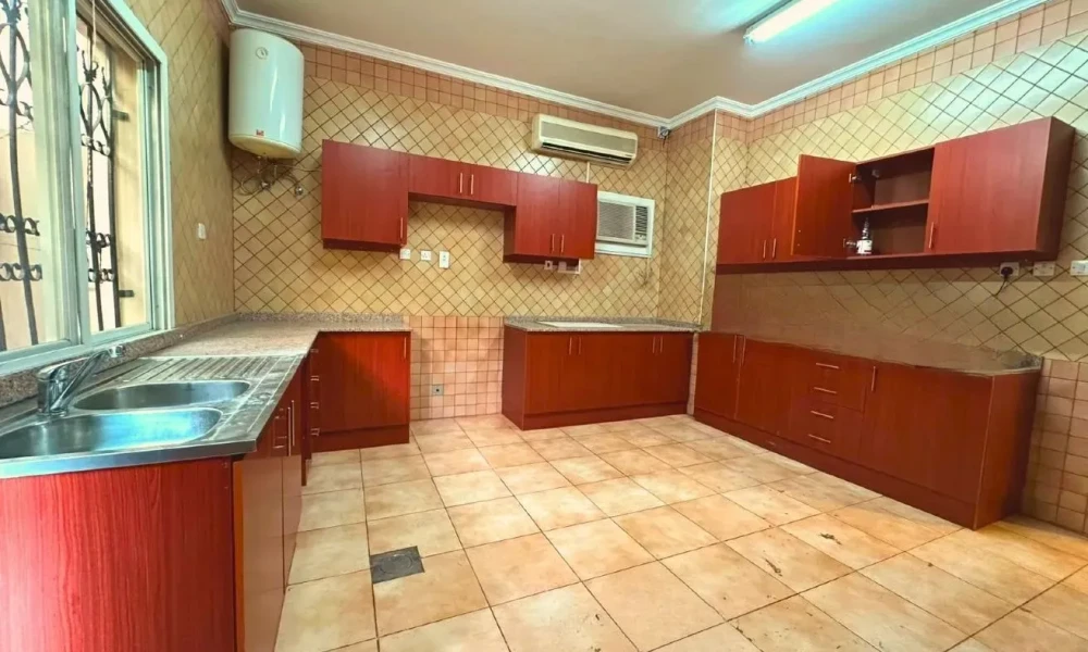 SPACIOUS 5BR+MAID | PRIVATE POOL | FOR RENT - Image 5