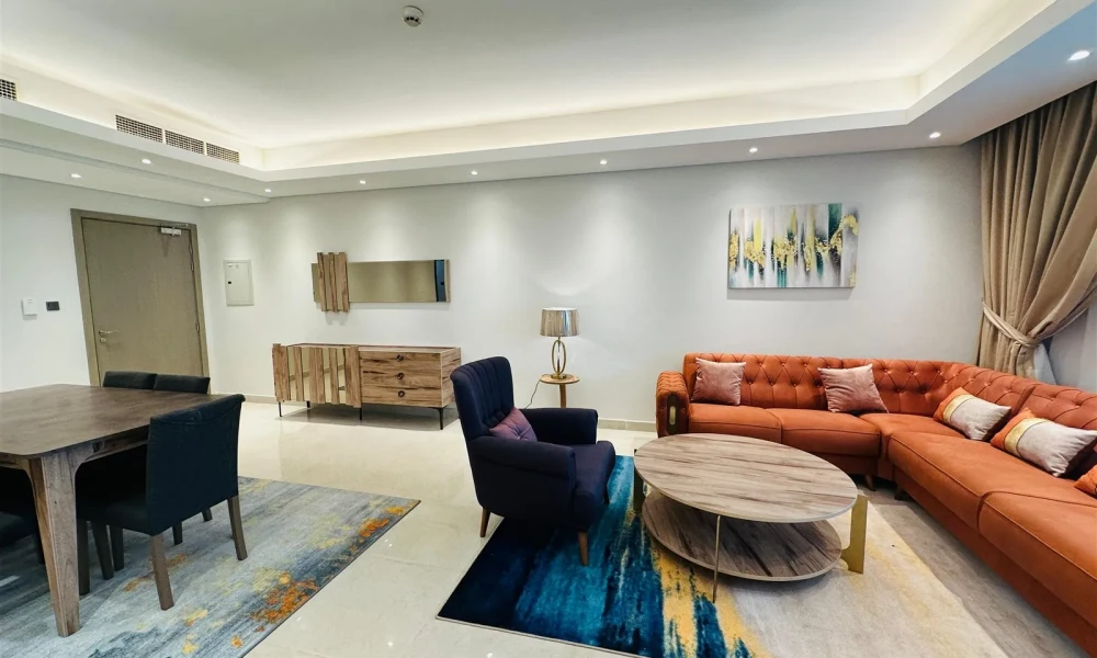 FURNISHED 2BR | BILLS INCLDED | POOL & GYM