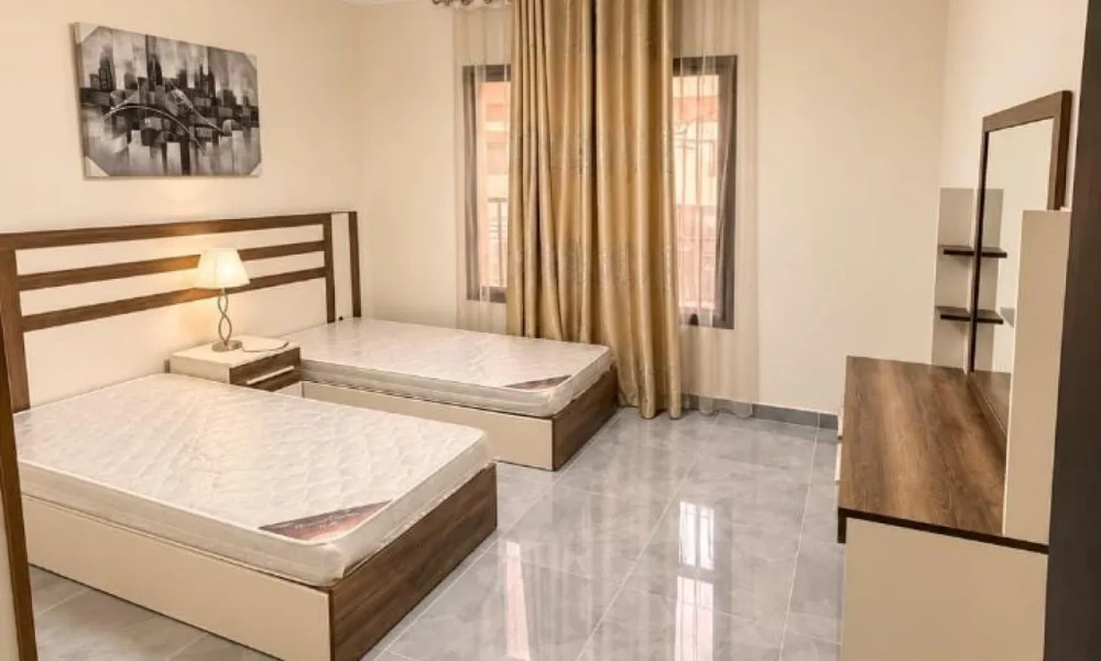 COMFORTABLE FF 2BR LIVING WITH GREAT AMENITIES small 2