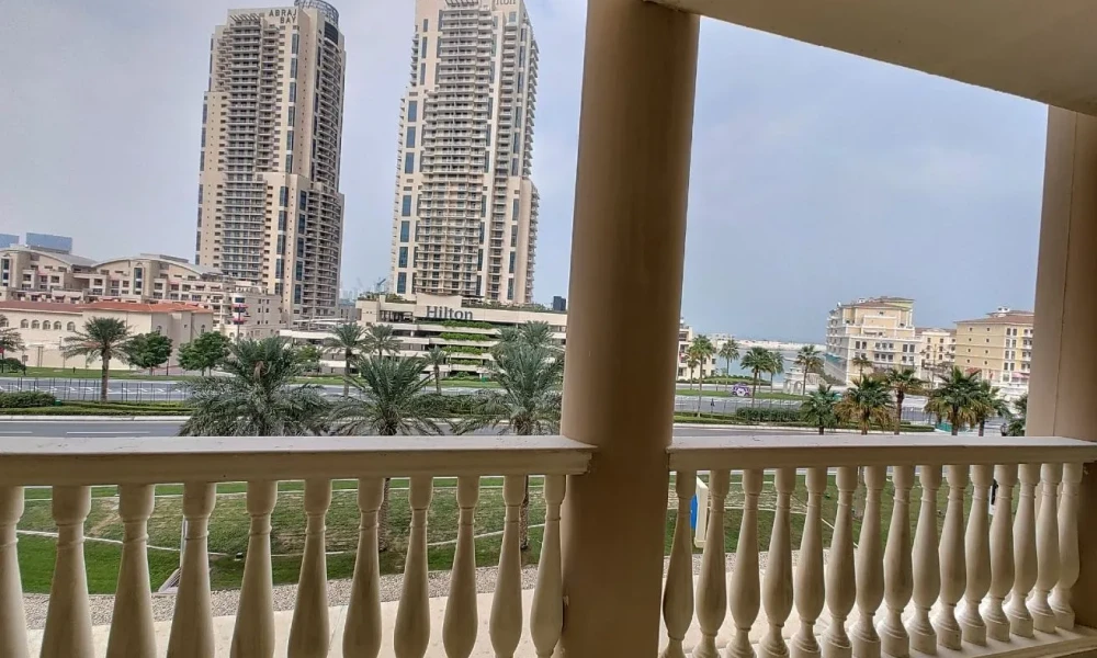 PREMIUM 1 BR APARTMENT | SEMI-FURNISHED | FOR SALE - Image 4