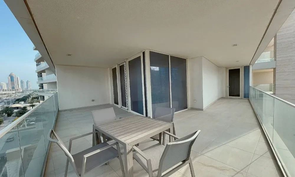 BREATHTAKING SEA VIEW | 2 BR FF APARTMENT| LUSAIL - Image 4