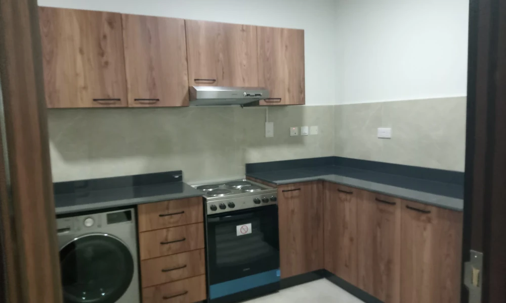 FULLY FURNISHED 2BR APT WITH POOL & GYM  - Image 5