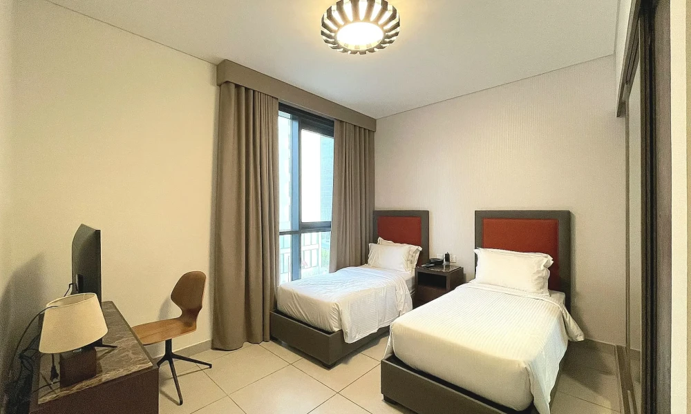 FULLY FURNISHED 2 BR | PREMIUM AMENITIES - Image 4