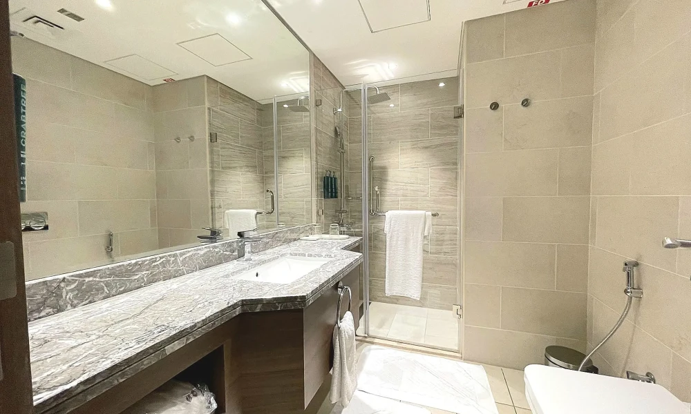 FULLY FURNISHED 2 BR | PREMIUM AMENITIES - Image 8