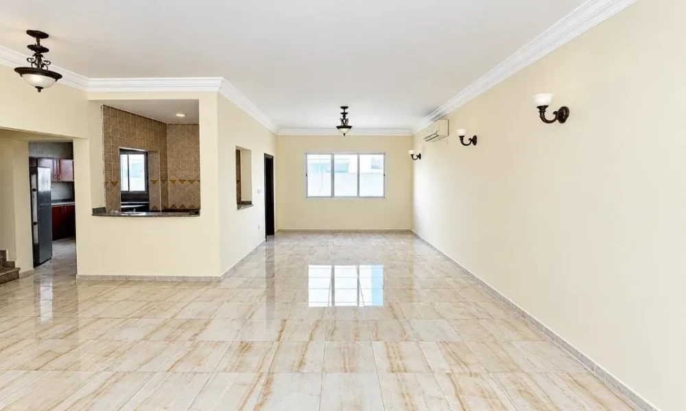 SPACIOUS 4BR VILLA | UNFURNISHED | PARKING AREA