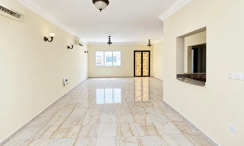 SPACIOUS 4BR VILLA | UNFURNISHED | PARKING AREA small 1