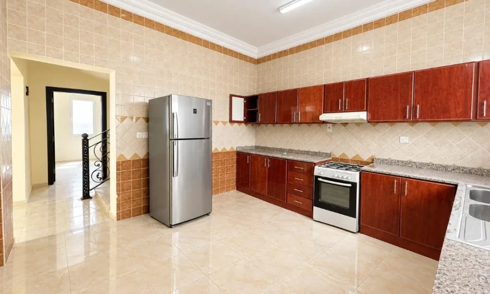 SPACIOUS 4BR VILLA | UNFURNISHED | PARKING AREA - Image 4