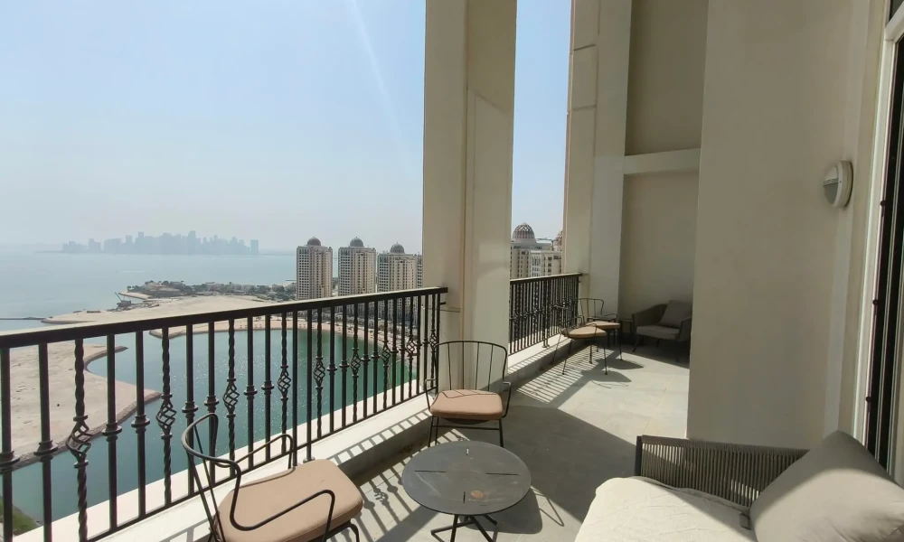 3 BR DUPLEX WITH AMAZING VIEW | FULLY FURNISHED - Image 10