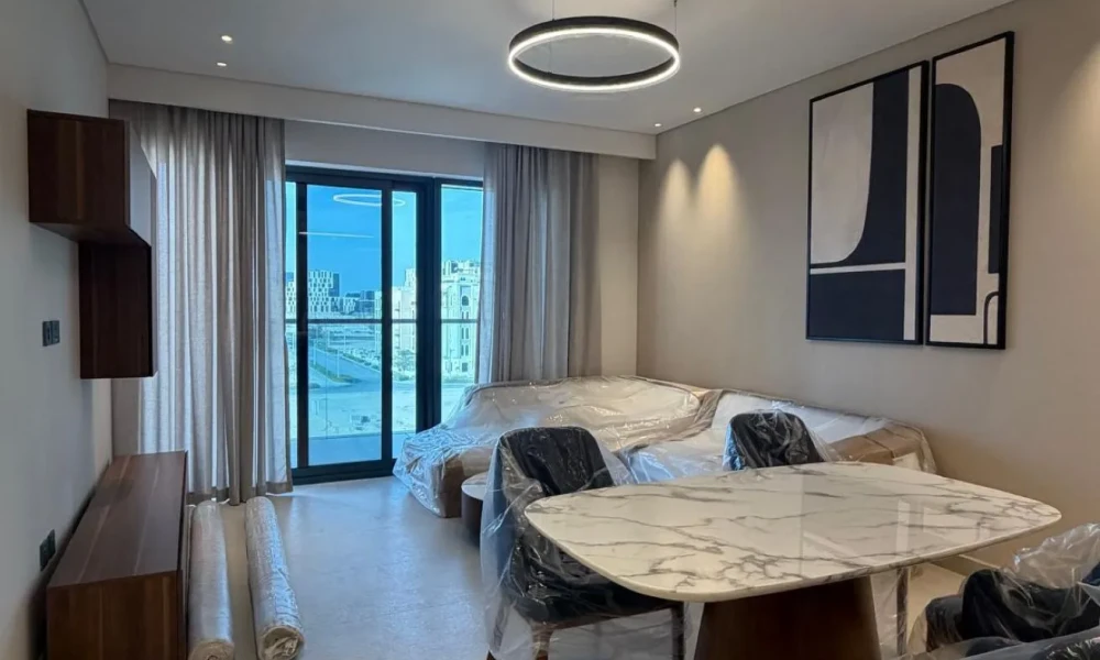 1 BR FOR SALE W/ BALCONY FURNISHED BOULEVARD VIEW
