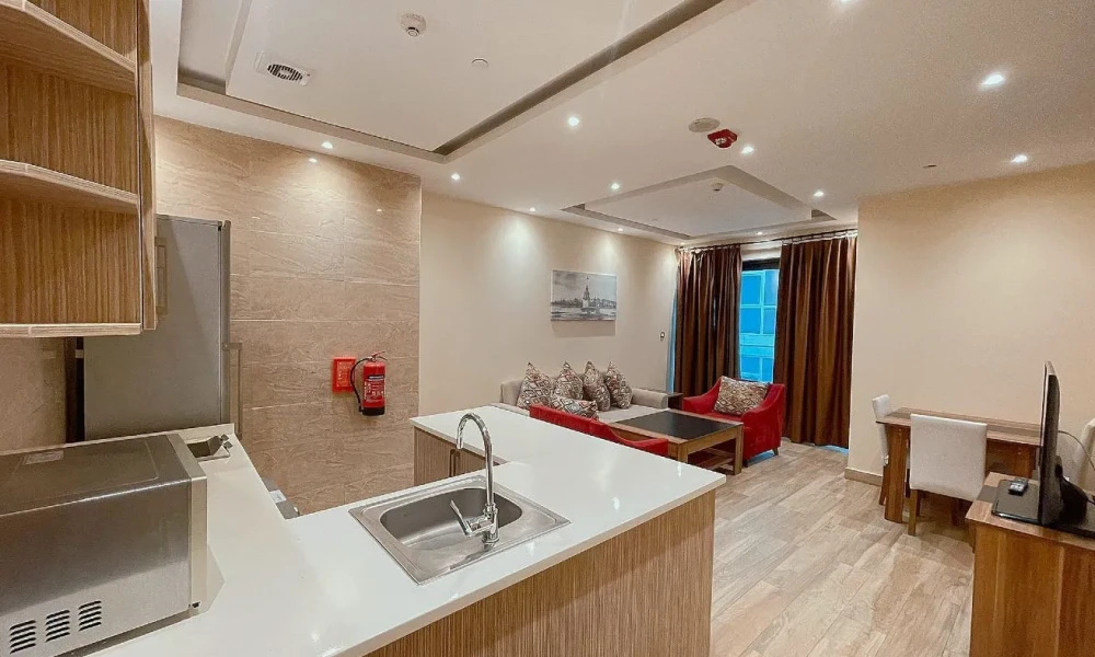 SPACIOUS 1BR | BILLS INCLUDED | POOL & GYM - Image 7