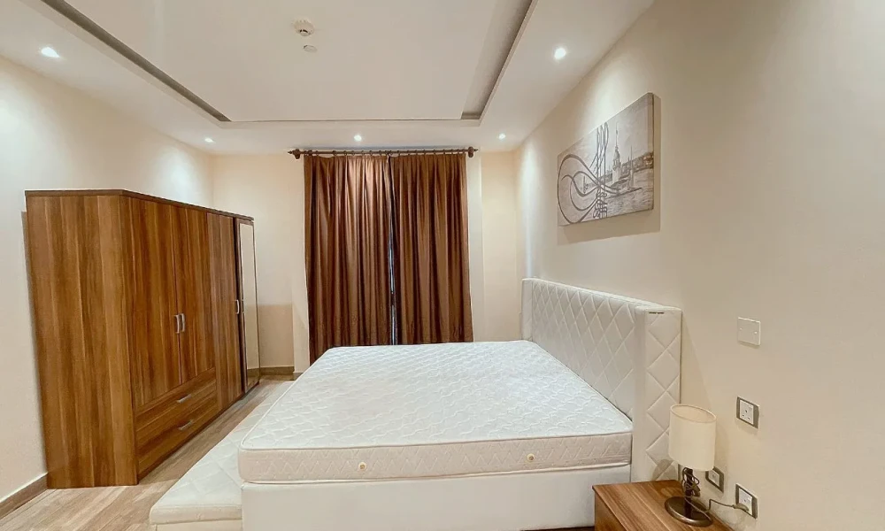 SPACIOUS 1BR | BILLS INCLUDED | POOL & GYM - Image 4