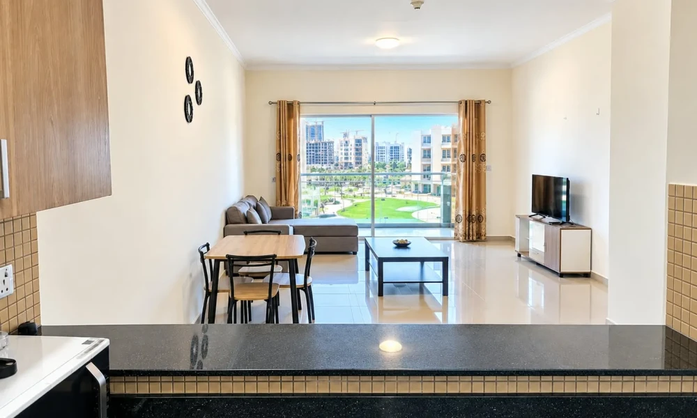 LUXURY FULLY FURNISHED 1-BEDROOM |  BILLS INCLUDED small 2