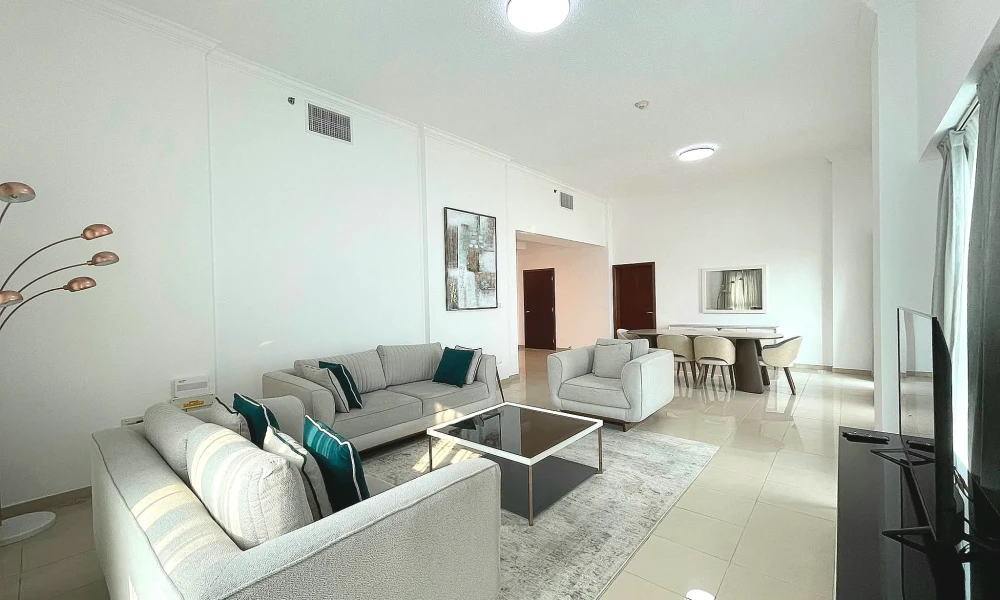 LUXURY 2 BHK + MAID'S ROOM | SEA VIEWS - Image 4
