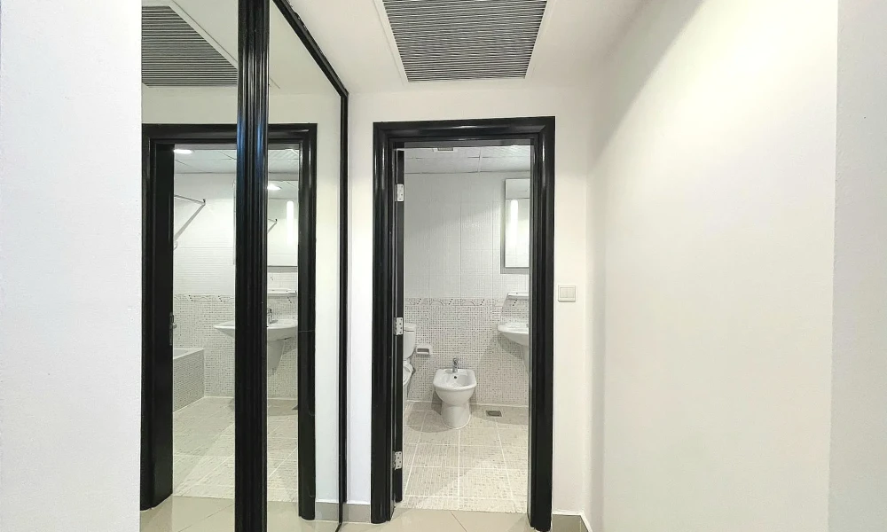 MODERN 3BR | FULLY FURNISHED | BALCONY - Image 7