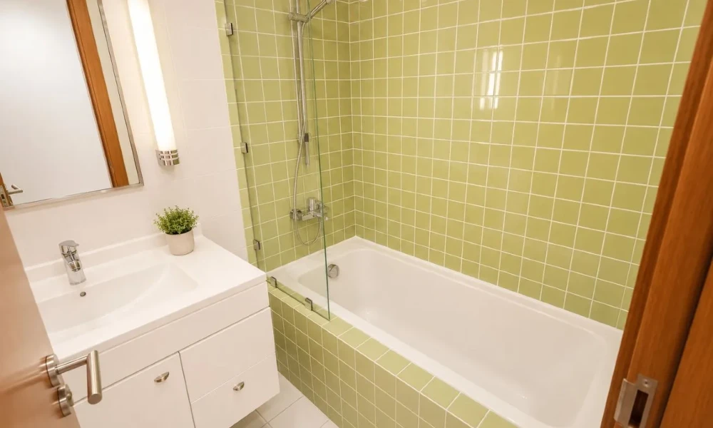 EXCLUSIVE DEAL | 2 BHK FF | QATAR COOL INCLUDING - Image 10