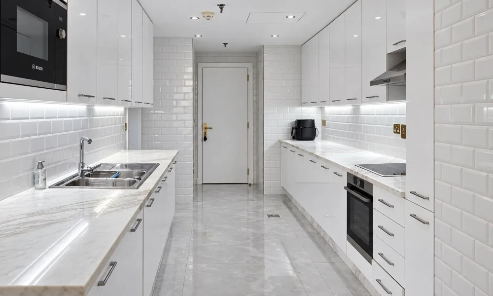 ELEGANT 3 BR | MARINA VIEW | FULLY FURNISHED - Image 5