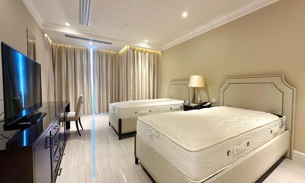 LUXURY 2 BR | ALL BILLS INCLUDED | PRIME LOCATION small 2