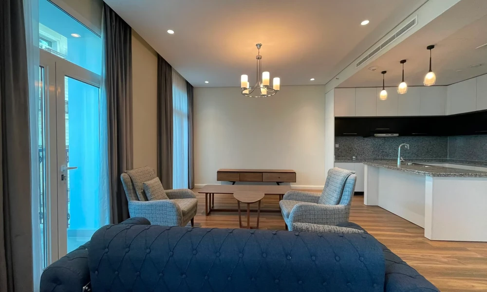 FULLY FURNISHED 2BR | BILLS INCLUDED | AMENITIES small 1