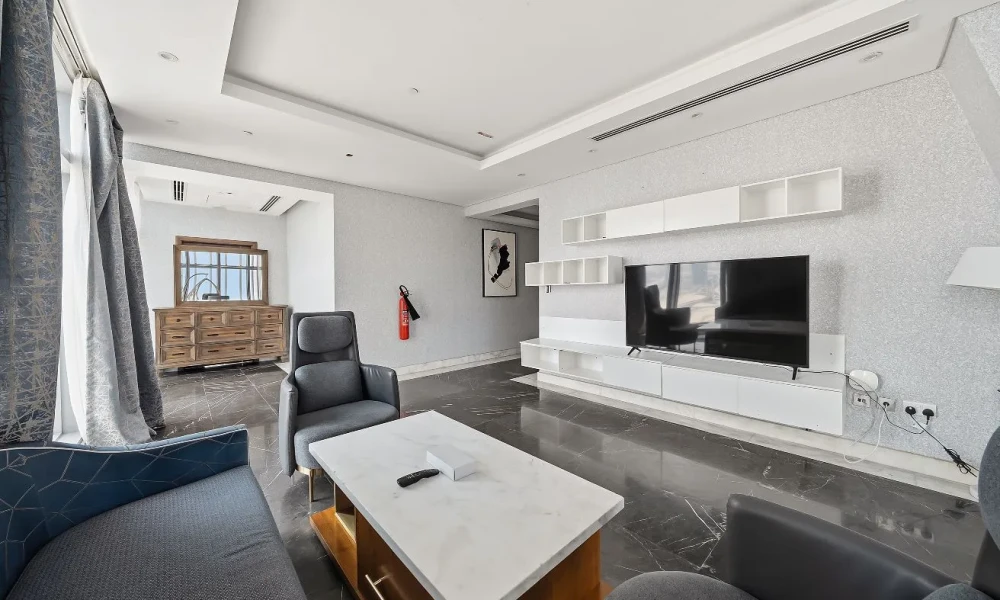 2 BR W/ DIRECT BEACH ACCESS | BILLS INCLUDED | FF - Image 4