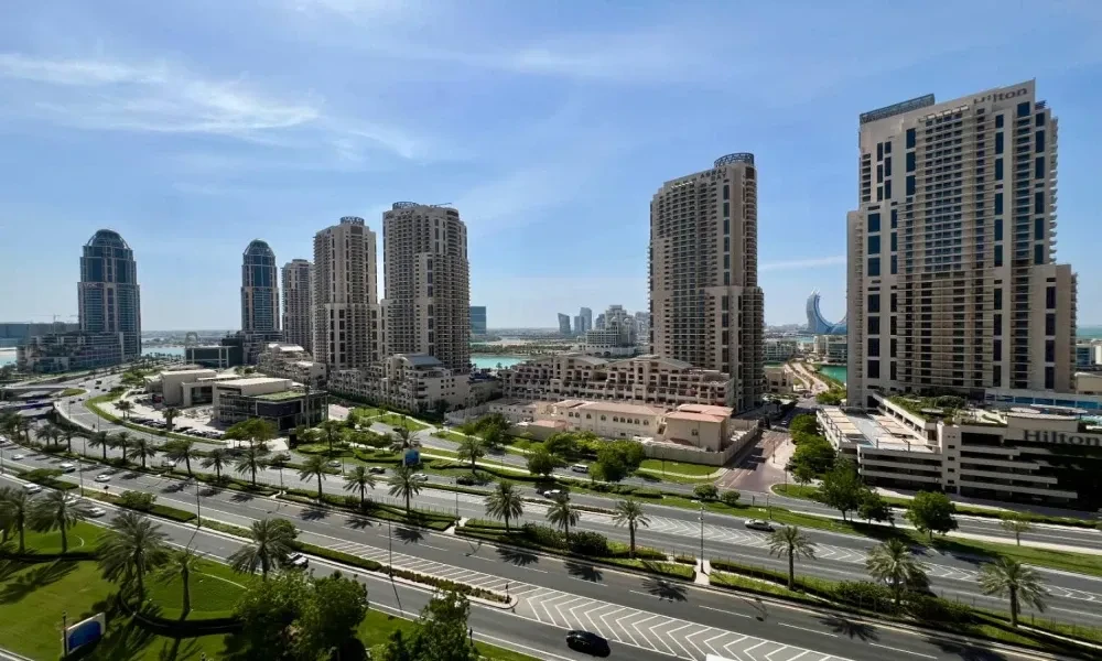 2 BR WITH BALCONY | ACCESS TO AMENITIES | SECURITY