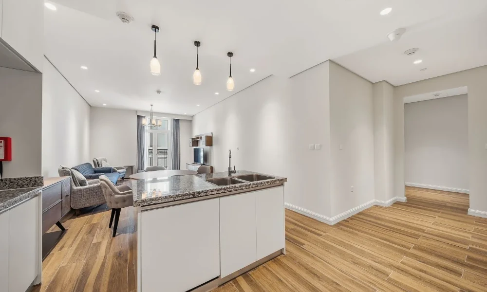 STUNNING 2BR W/ SEA VIEW| PRIVATE BALCONY| FORSALE - Image 5