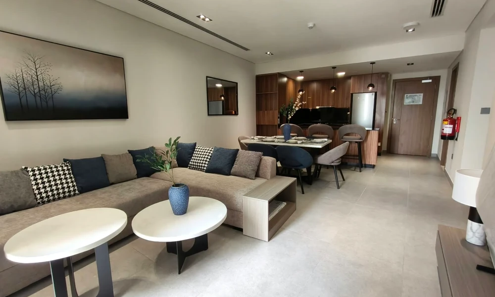 FULLY FURNISHED 1BR | BILLS INCLUDED | AMENITIES small 2