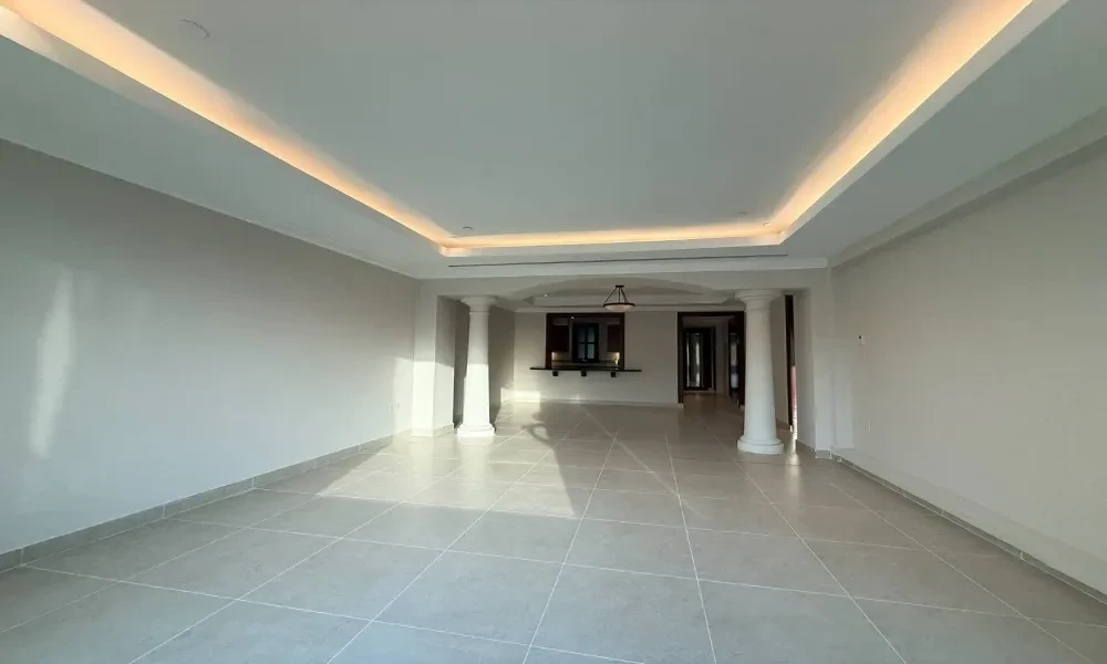 2 BR TOWNHOUSE W/ LARGE BALCONY | MARINA VIEW small 1