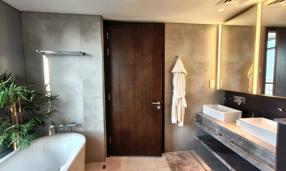LUXURY FULLY FURNISHED 1BED APARTMENT WITH BALCONY - Image 5