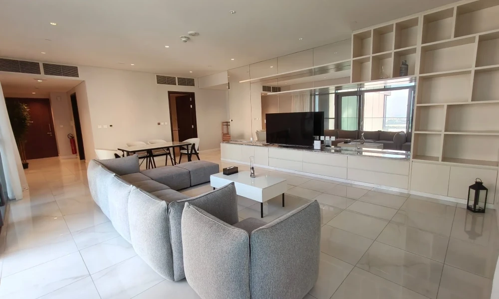 LUXURY FULLY FURNISHED 1BED APARTMENT WITH BALCONY small 1
