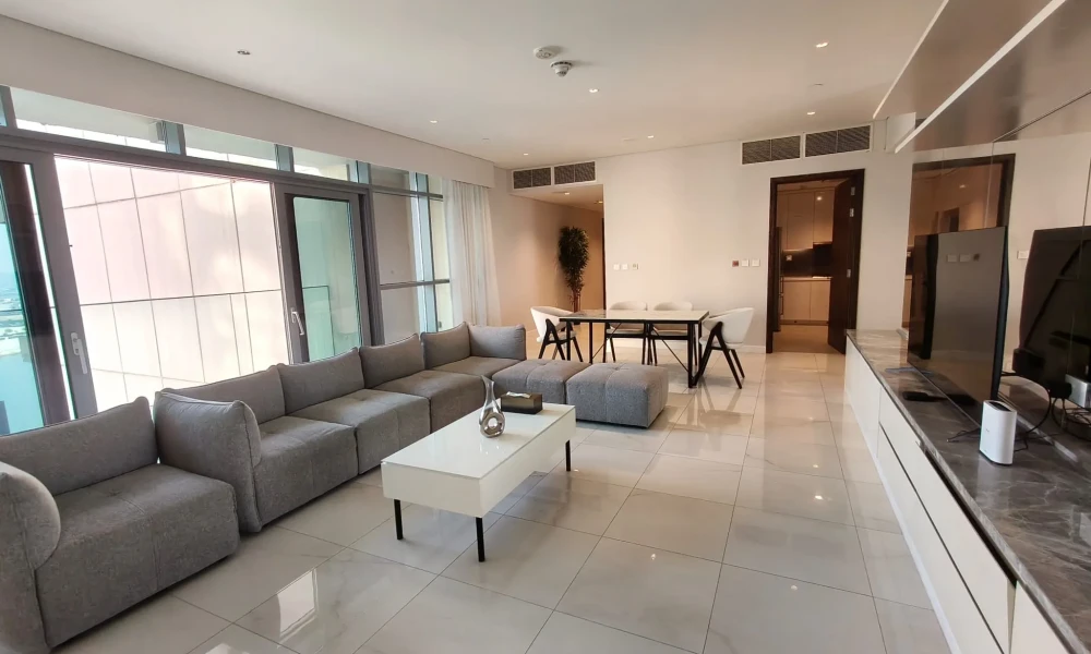 LUXURY FULLY FURNISHED 1BED APARTMENT WITH BALCONY