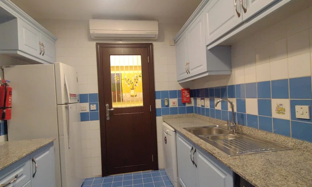 FULLY FURNISHED VILLA WITH POOL IN AL THUMAMA - Image 8