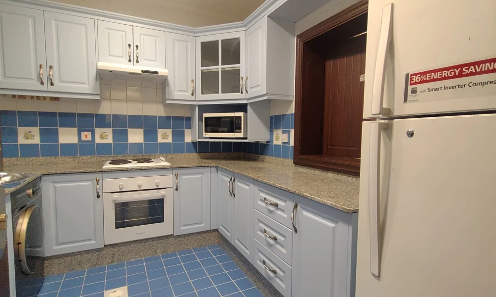 FULLY FURNISHED VILLA WITH POOL IN AL THUMAMA - Image 7