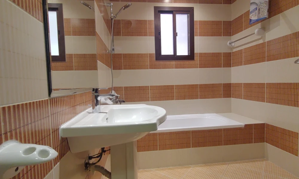 FULLY FURNISHED VILLA WITH POOL IN AL THUMAMA - Image 10