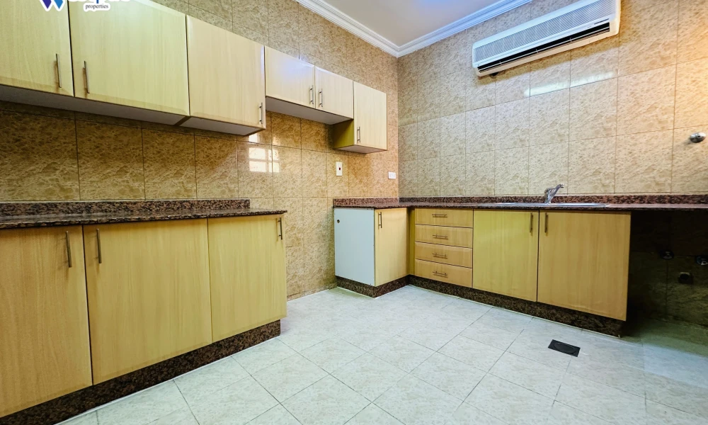 LUXURY 4BR VILLA | UNFURNISHED | PARKING  - Image 6