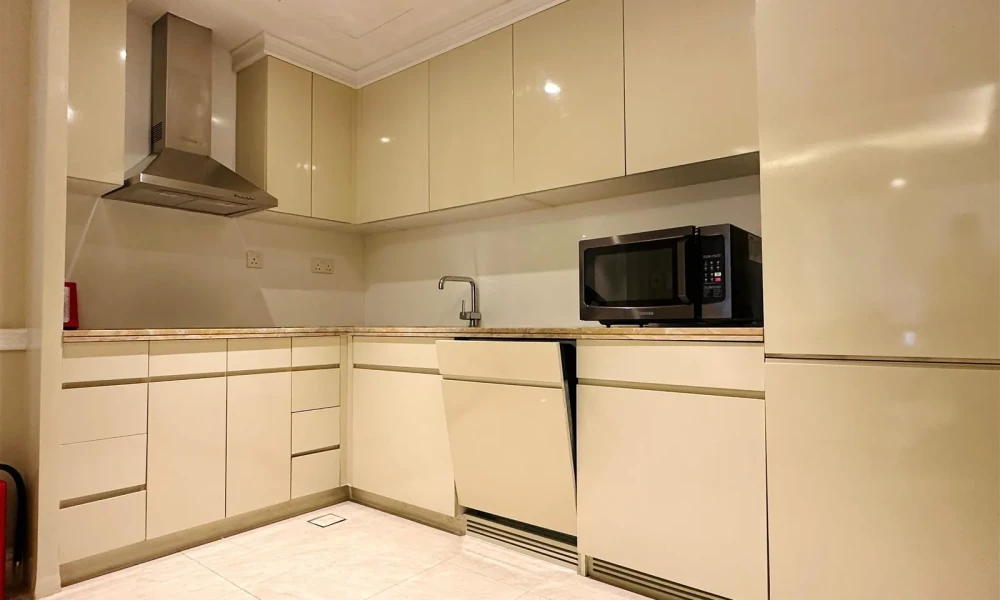 FURNISHED 2BR | BILLS INCLUDED | PRIME LOCATION - Image 5