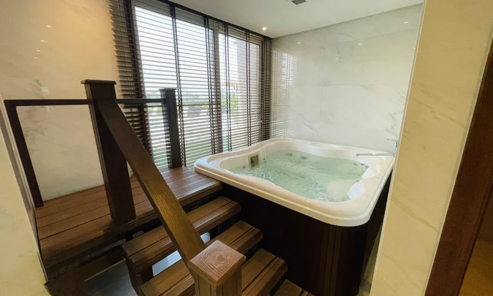 LUXURY 2BHK APARTMENT IN LUSAIL MARINA | SEA VIEW - Image 10
