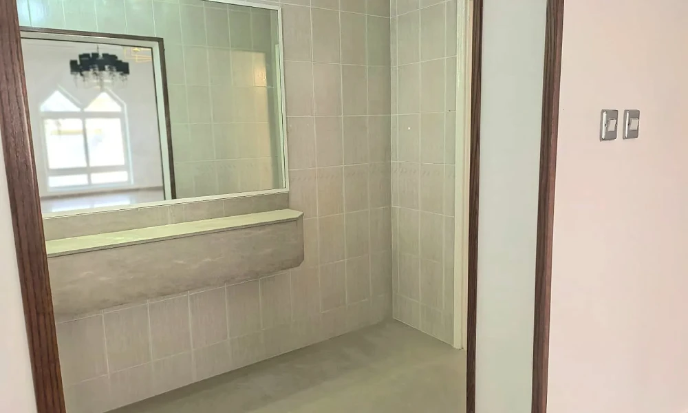 SPACIOUS 5BR VILLA | UNFURNISHED | PRIVATE POOL - Image 7