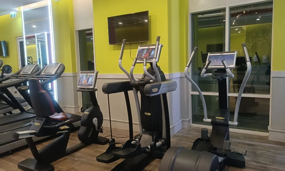 STUDIO W/ BEACH ACCESS FF | FULL AMENITIES - Image 9