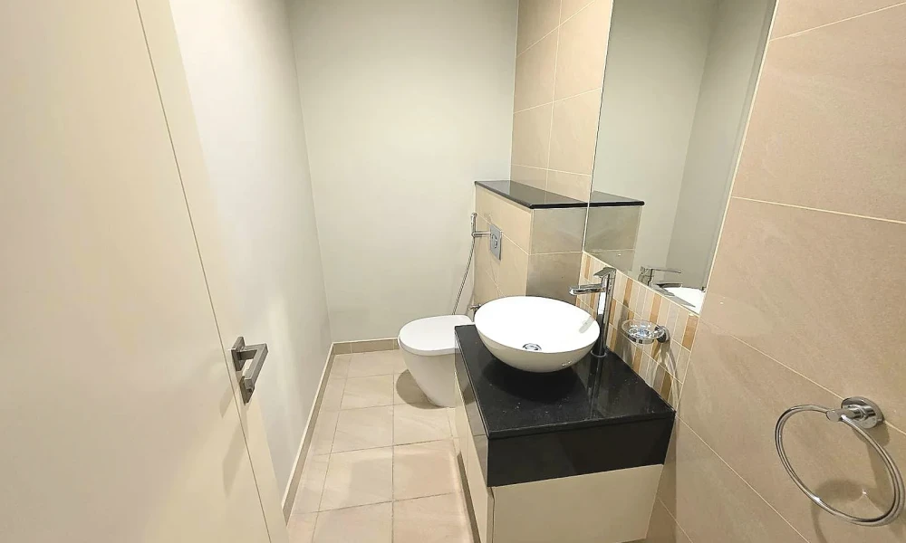 SPACIOUS 2BR | FULLY FURNISHED | BALCONY CITY VIEWS - Image 9