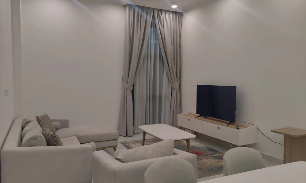 MODERN 2BR | FULLY FURNISHED | POOL & PARKING small 1