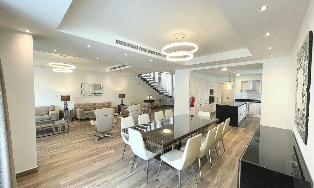 SPACIOUS 4BR VILLA | BILLS INCLUDED | PREMIUM AMENITIES - Image 10