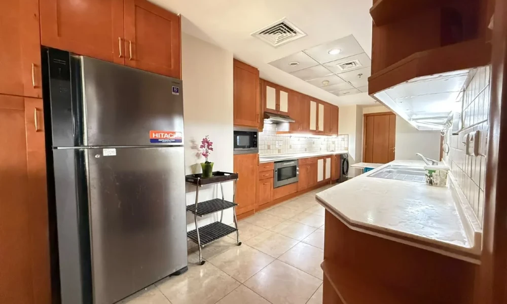 3BR APARTMENT W/ BALCONY | SEA VIEW | FULL FACILIT - Image 6