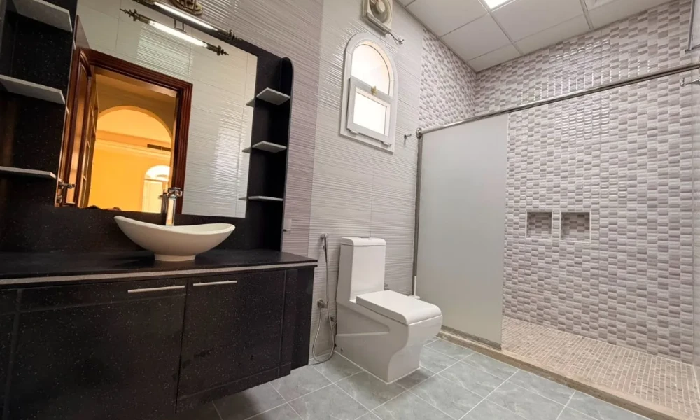 5BHK VILLA AL RAYYAN | CLOSED KITCHEN & AMENITIES - Image 10