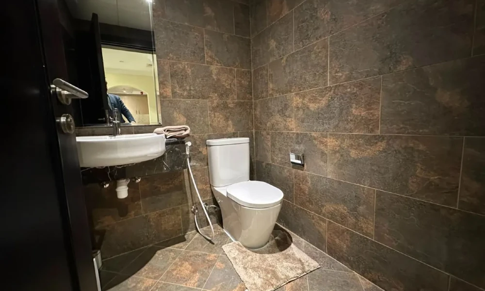 FULLY FURNISED 1 BR | BEAUTIFUL INTERIOR | BALCONY - Image 5